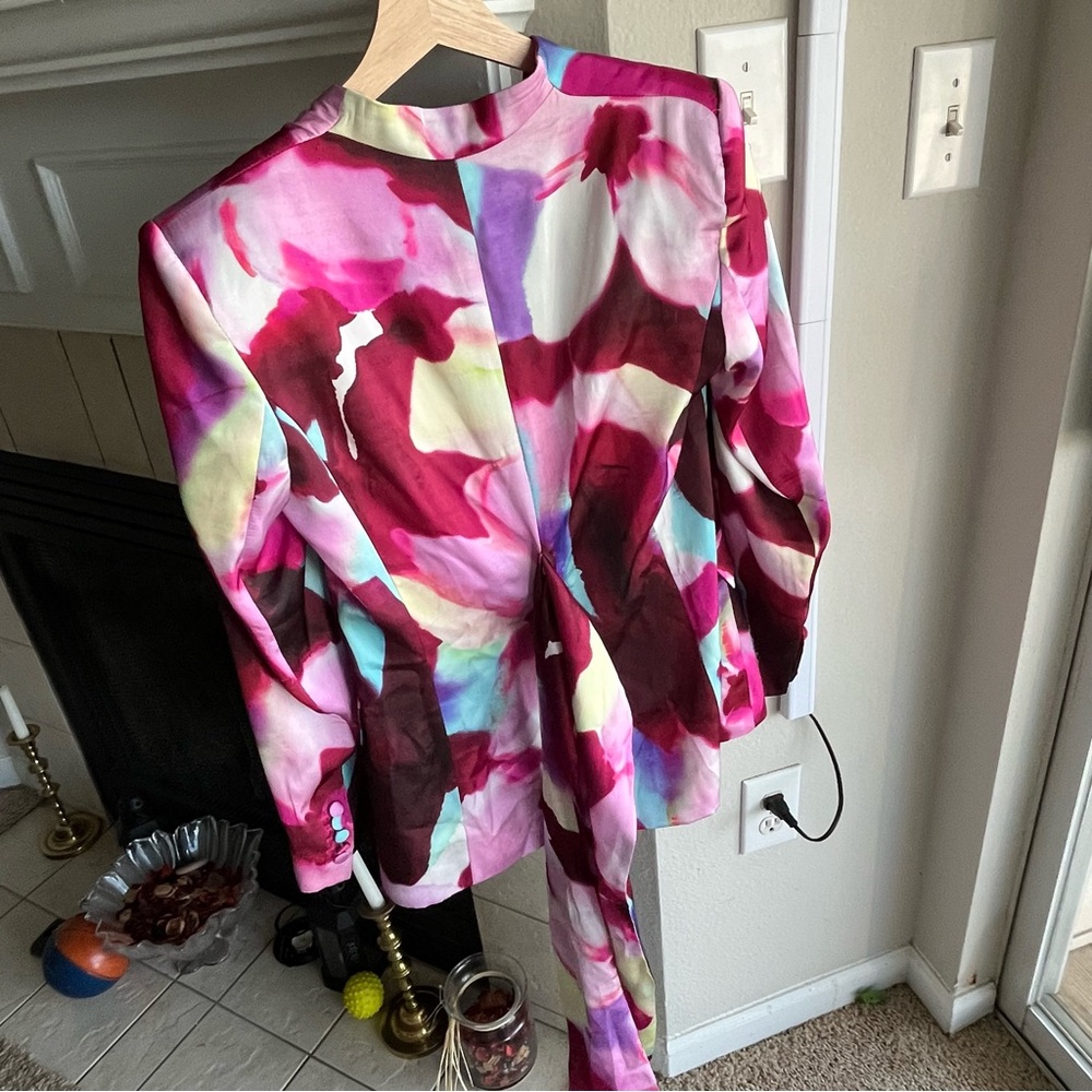 Zara Floral Watercolor Blazer in Pink, Burgundy, Lavender with Tie Belt - Picture 8 of 8